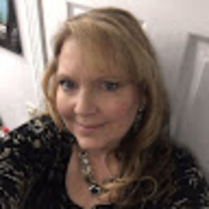 Meet your Posher, Lucie